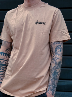 CAMISETA BOLD APPROVE BASIC BEGE ( 7546 ) APPROVE - comprar online