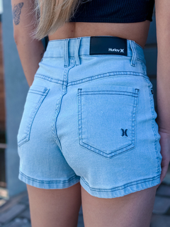 SHORTS JEANS CLARO LIGHT ( HYSJ010650 ) HURLEY YC na internet