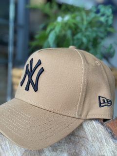 BONE 940 AF SN NEYYAN BRZ KAKI UNICO ( MBV23BON145 ) NEW ERA