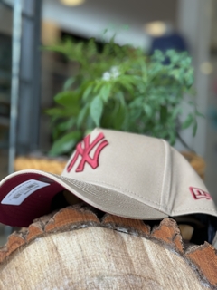 BONE 940 AF SN NEYYAN CAM KAKI UNICO ( MBV24BON096 ) NEW ERA
