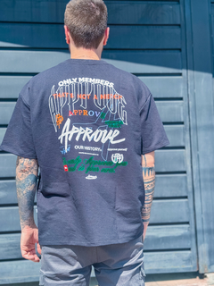 CAMISETA HUGE APPROVE ONLY PRETO ( 7517 ) APPROVE - comprar online