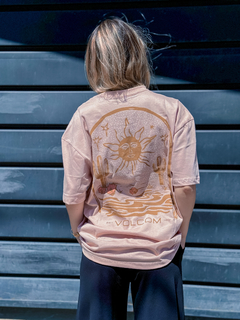 CAMISETA SILK MC STONES THROW FEM ROSA ( VLTS01049810 ) VOLCOM YC - comprar online