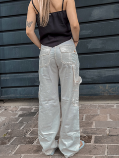 CALCA JEANS CARGO WIDE LEG OFF WHITE ( 21531 ) TRI CATS na internet