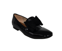 Mocasín de charol con moño color negro para mujer