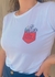 Camiseta T Shirt Feminina Bolsinho e Flores com Pérolas - comprar online