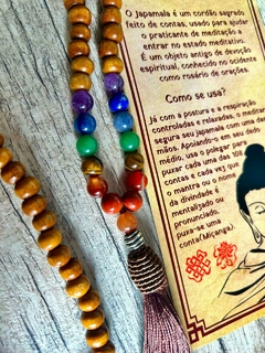 Japamala de Madeira e Pedras dos Chakras 108 contas na internet