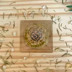 Pirâmide Orgonite - Abundância - Alecrim - Pirita e Citrino - 6cm na internet