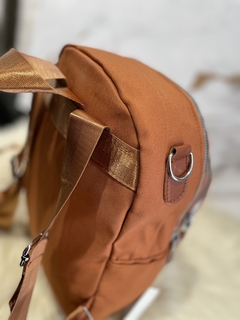 MOCHILA MINI TRIANGLE - Blue Sky tendencias