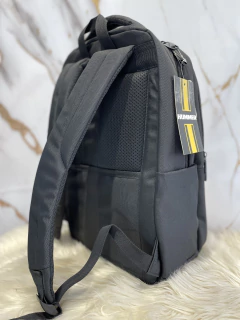 MOCHILA HUMMER PORTANOTBOOK en internet