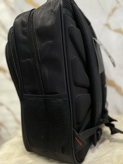 MOCHILA PORTANOTBOOK WANDERLUST - tienda online