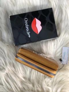 BILLETERA LAS OREIRO LOVE 27874 en internet