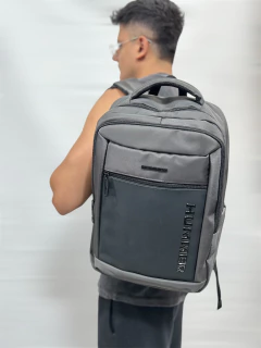 MOCHILA HUMMER PORTANOTBOOK - comprar online