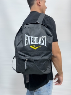 MOCHILA EVERLAST CLASIC - comprar online