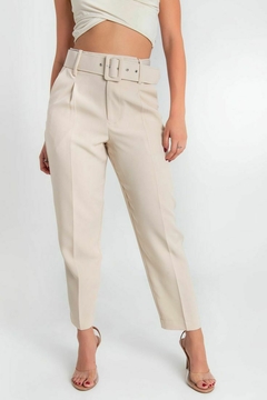 PANTALON SASTRERO CON PINZAS