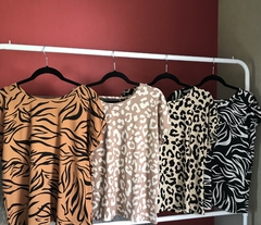 REMERA MORLEY VIZCOSO ANIMAL PRINT