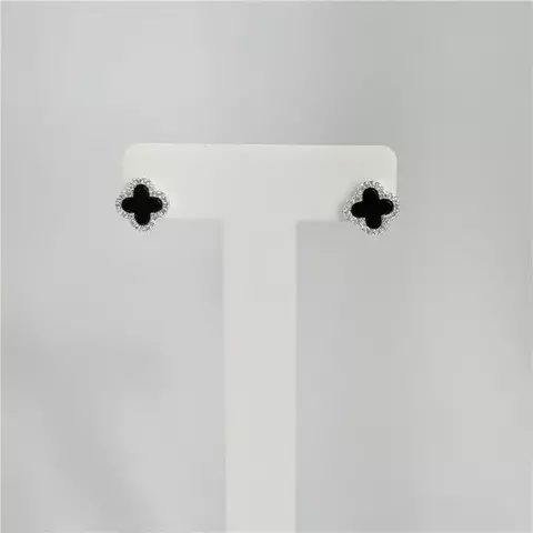 Brinco flor na pedra preta contorno cravejado 1cm - UAU