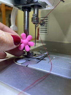 Passador de linha Flor - BRINDE