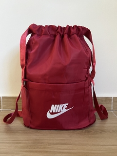 Mochila estilo bolsa deportiva Nike