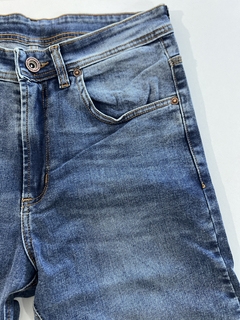 Jeans clasico semi recto elastizado en internet