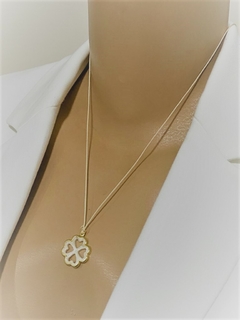 Colar Fio Nylon Pingente Madrepérola Banhado ouro 18k - comprar online