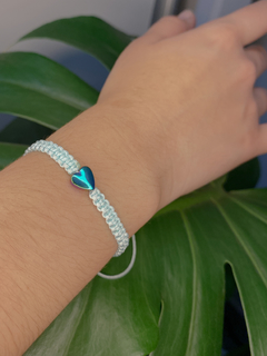 Pulseira Coração Hematita em Macramê (personalize sua cor)