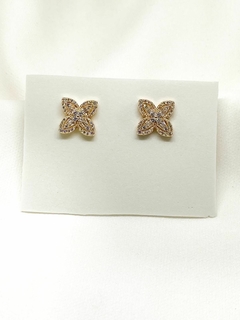 Brinco Flor 4 Pétalas