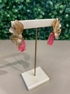 Brinco 1/2 Flor Gota Rosa - comprar online