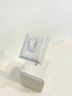 Anel Design Flor Zircônias Prata 925 na internet