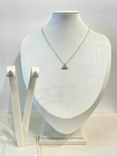 Conjunto Triangulo Cravejado