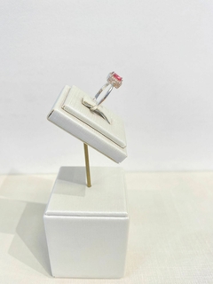 Anel Quadrado Zircônia Rosa Cravejado na internet