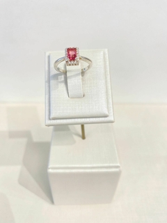 Anel Quadrado Zircônia Rosa Cravejado