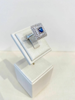 Anel Quadrado Cravejado Azul na internet