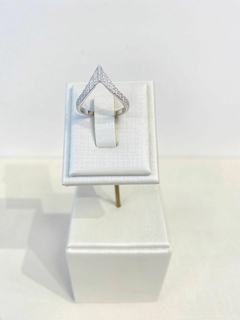 Anel Cravejado Ponta Triangular - comprar online