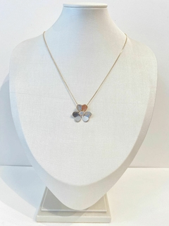 Conjunto Flor Ponto de Luz - comprar online