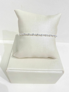 Pulseira Oval e Bolinhas