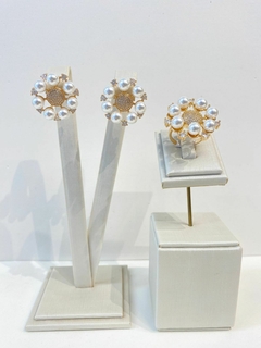 Conjunto Flor Pérolas Cravejado - comprar online
