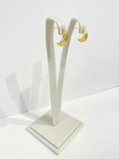 Brinco Gota Design Vazado - comprar online