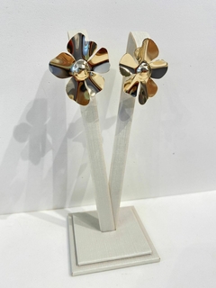 Brinco Flor Design Orgânico - comprar online