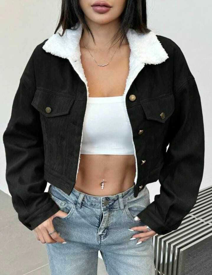 Chaqueta con corderito (Negra)