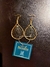 Brinco capim dourado