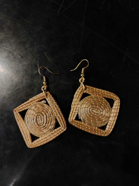 Brinco de Capim Dourado