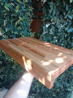Tabla Eucalipto c/tope para mesada