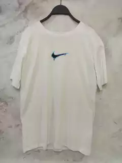 Remera Nike Love - comprar online