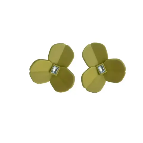 Aretes maxi en forma de pétalos de flor color verde con centro decorado con piedra rectangular transparente