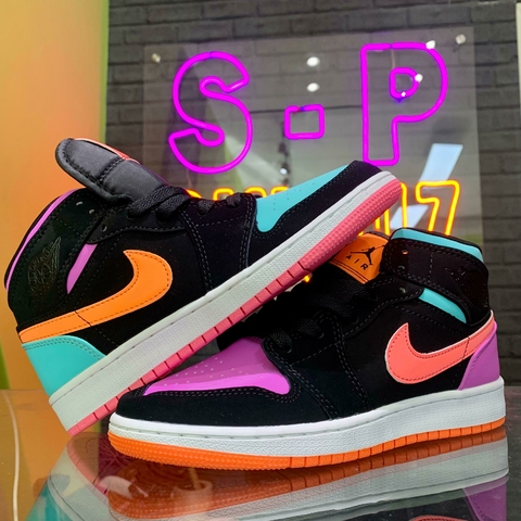 JORDAN 1 MID MULTINEON TALLA 22.5 G5