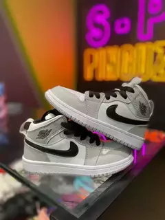 JORDAN 1 SMOKE GREY TALLA 23.5 CM G5