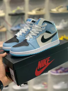 JORDAN 1 MID ICE BLUE G5 TALLA 27.5CM