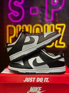DUNK LOW PANDA G5