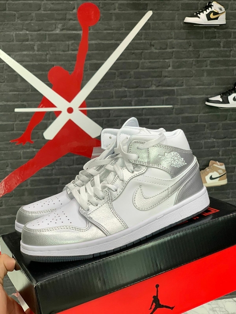 JORDAN 1 MID METALIZADO TALLA 25 CM G5