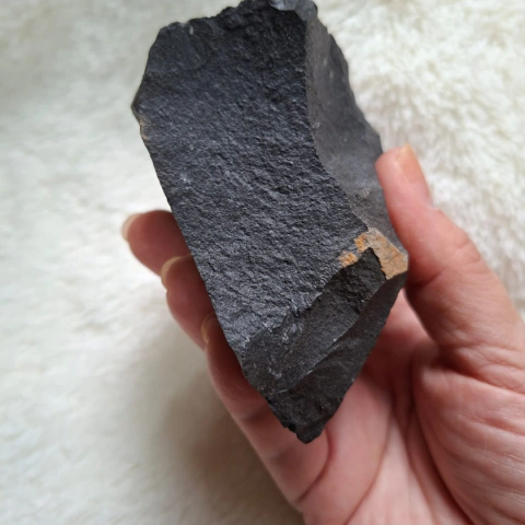 JASPE PRETO (BRUTA) 390 gr - Pedra de Proteção e Equilíbrio | Energia e Aterramento - (cópia) - (cópia)